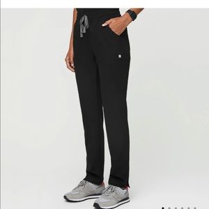 Figs high waisted black scrub pants sz small